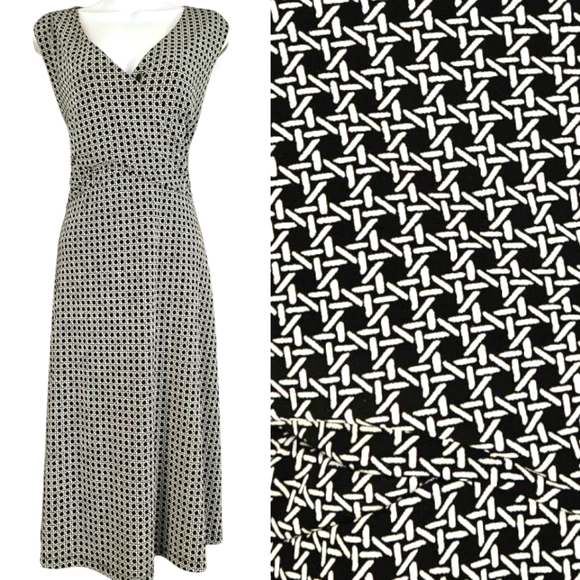 Lands' End Dresses & Skirts - NWOT Lands End Black Whote Geometric Fit & Flare Faux Wrap Dress Womens Large